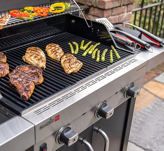 Best 3 Burner Gas Grill of 2022 (TOP 10 CHOICES)